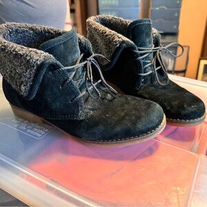 Ankle Boots for the wide foot